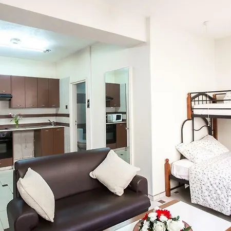 Lailas Cozy Promenade Studio Apartman Lárnaka